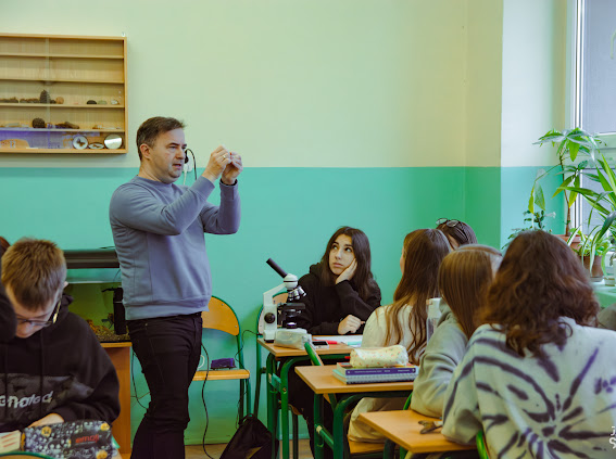 biologiczno- chemiczny