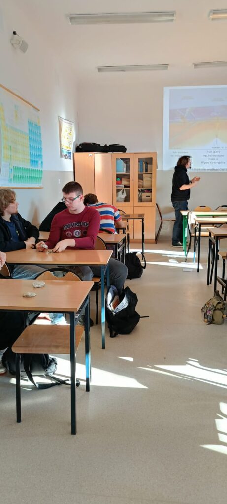 Transformersi w szkołach