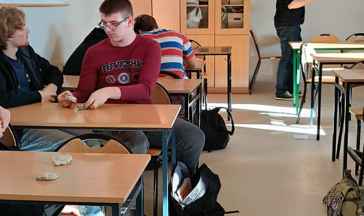 Transformersi w szkołach